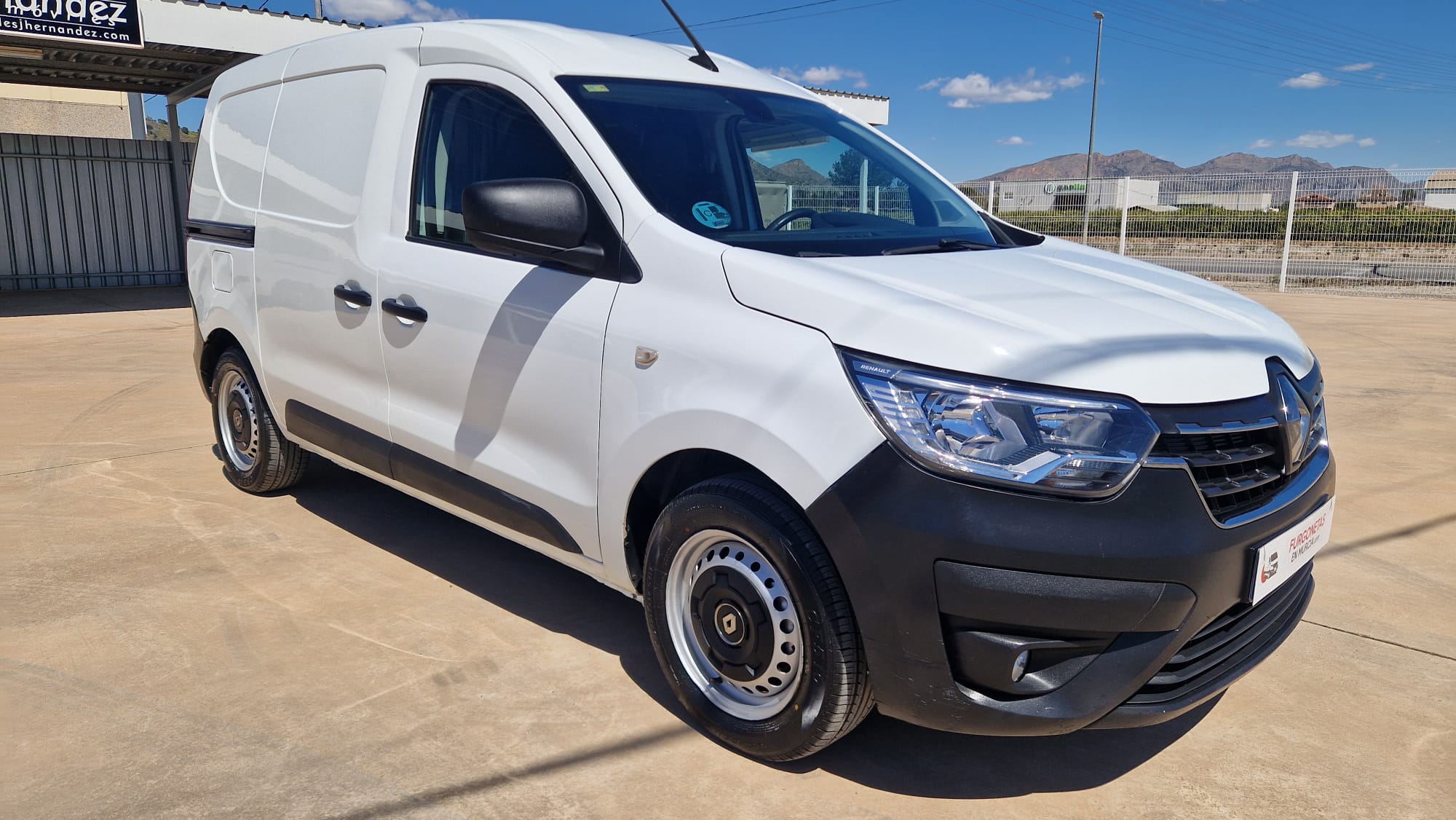 WhatsApp Image 2026-04-01 at 15.09.05